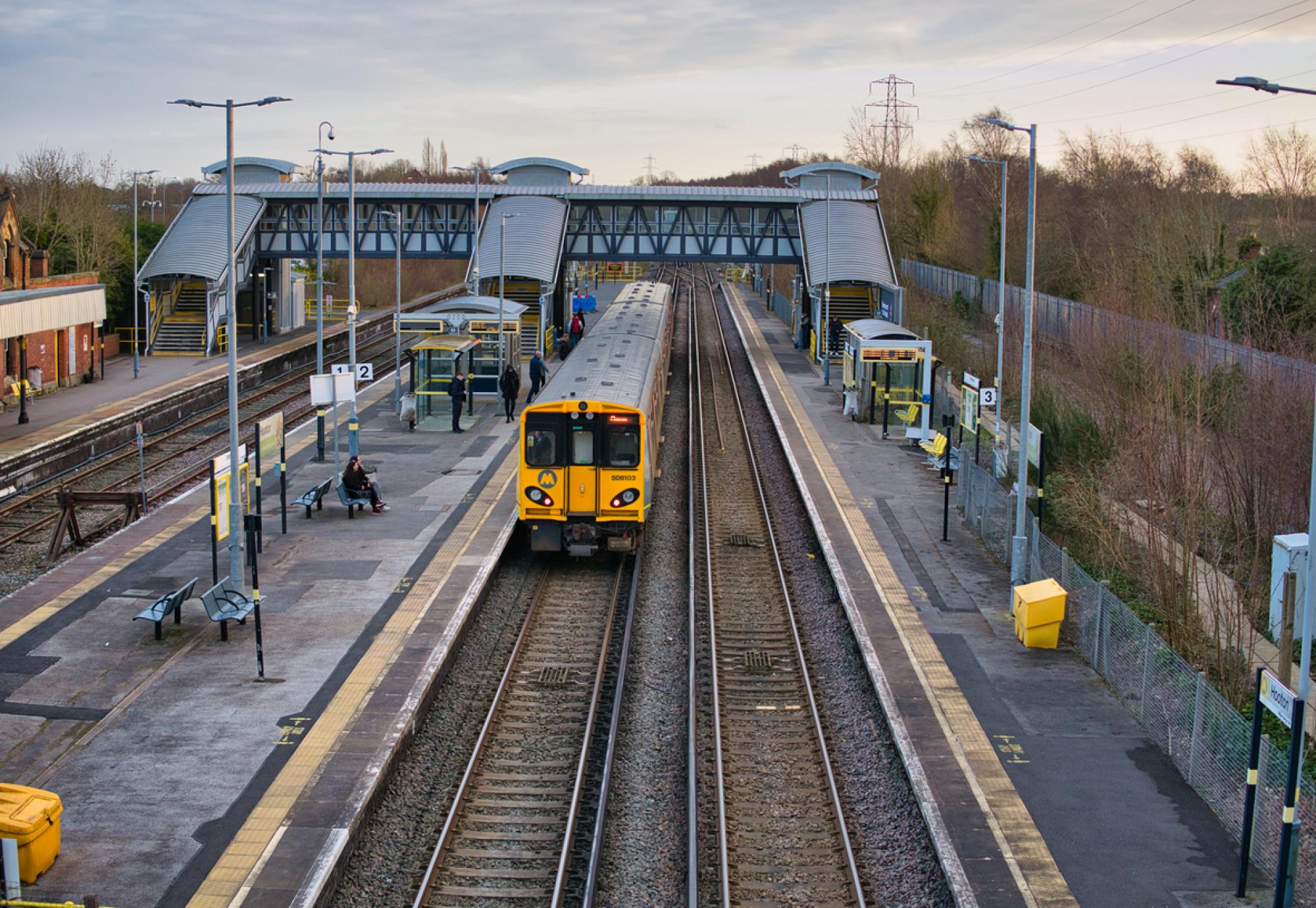 Merseyrail staff set to receive 7.1 pay increase Rail News